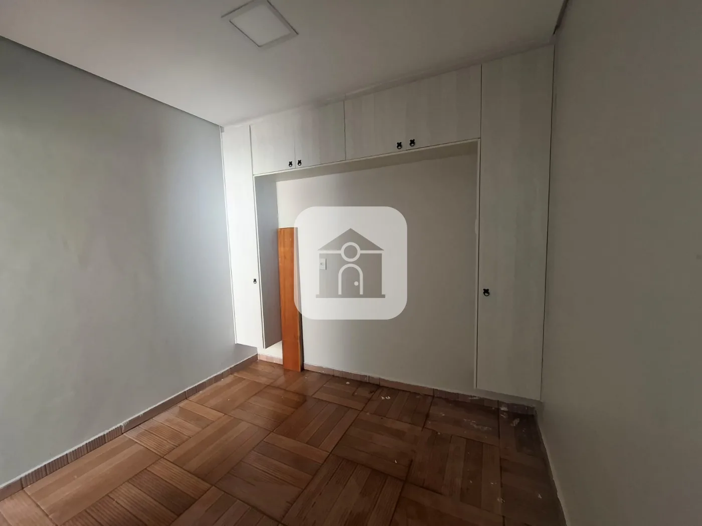 Alugar Casa / Condom&iacute;nio ou Loteamento Fechado em Uberlandia R$ 3.800,00 - Foto 18