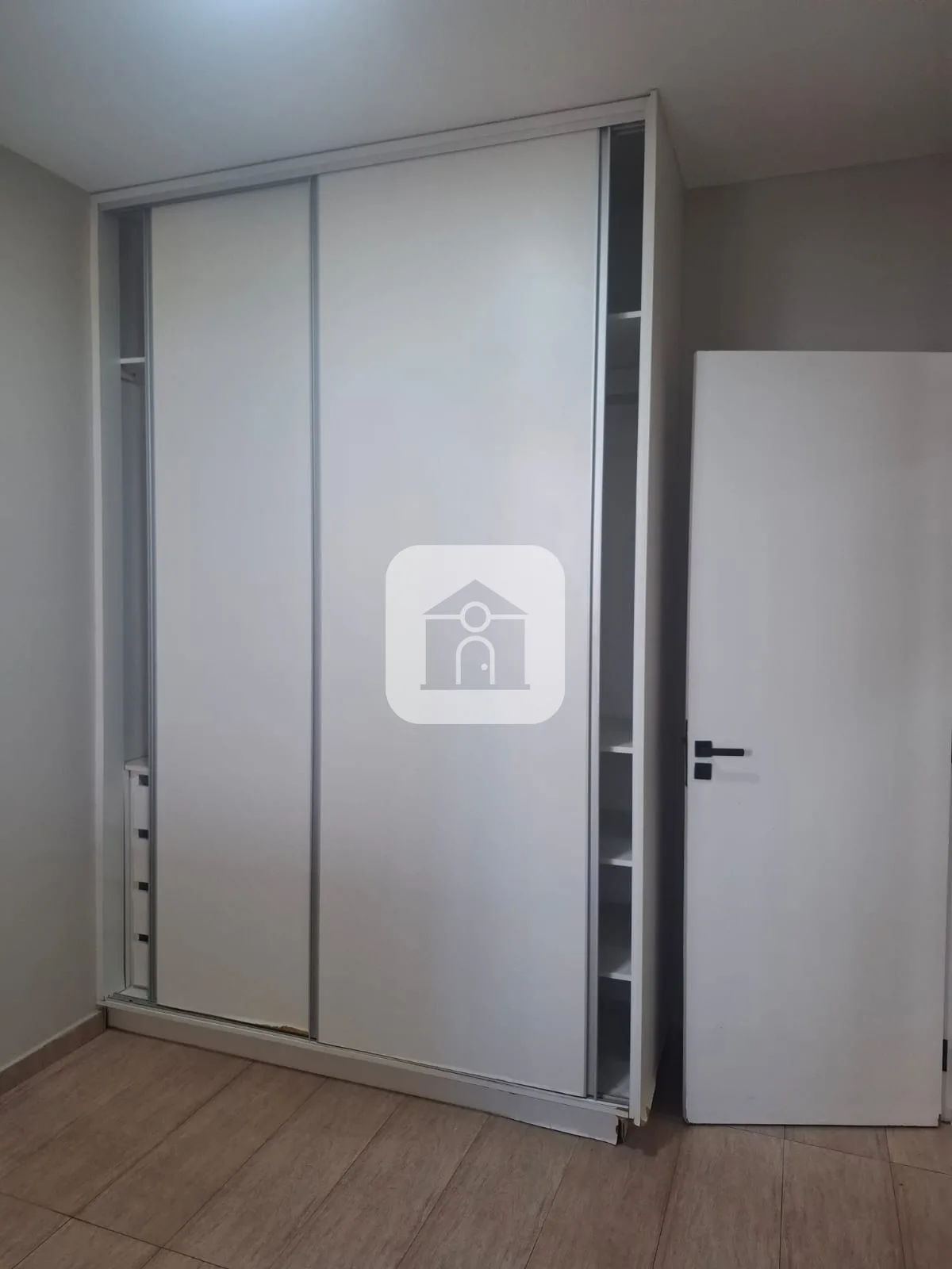 Alugar Casa / Condom&iacute;nio ou Loteamento Fechado em Uberlandia R$ 3.800,00 - Foto 20