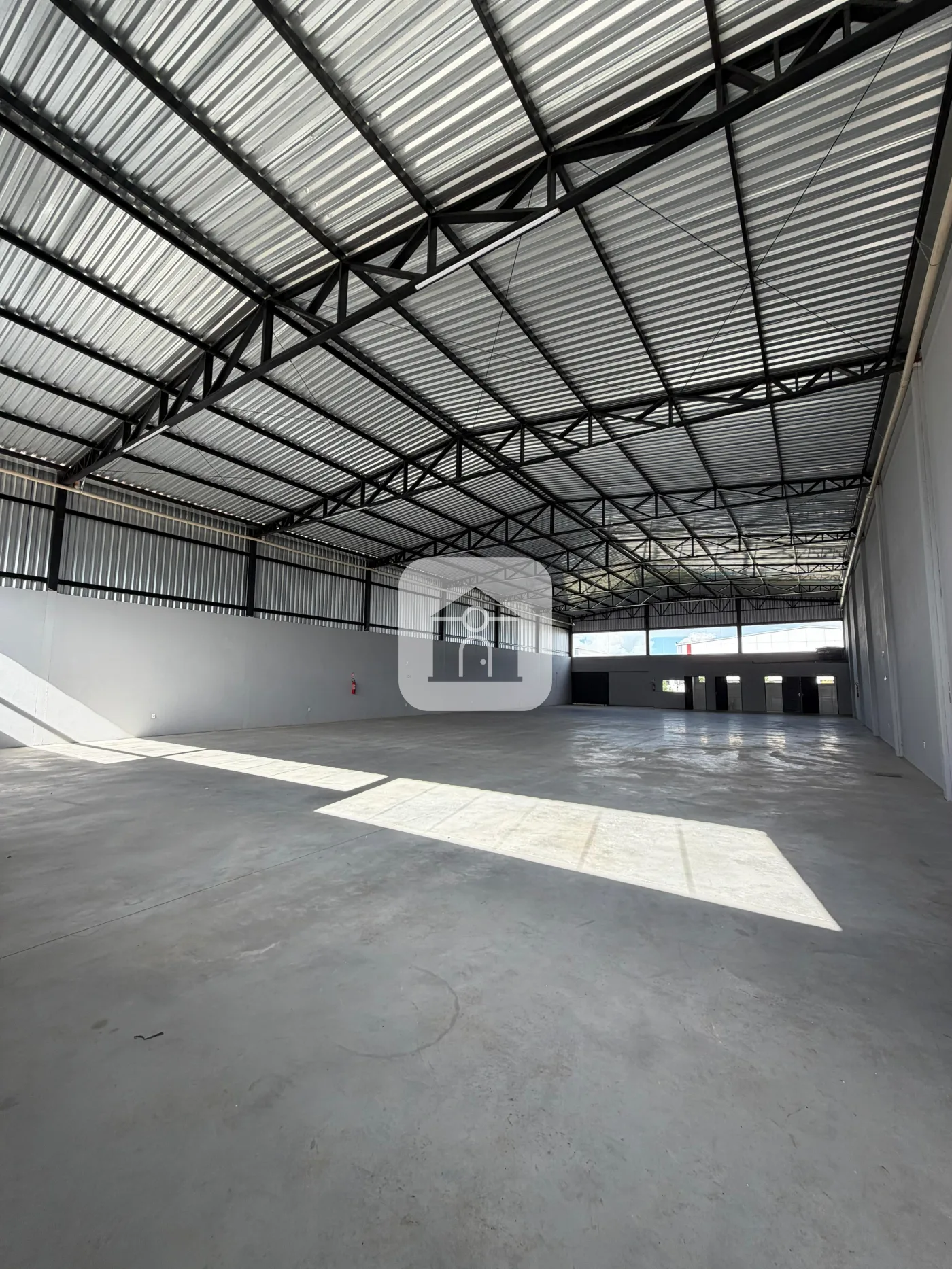 Alugar Comercial / Galp&atilde;o em Uberl&acirc;ndia R$ 20.000,00 - Foto 3