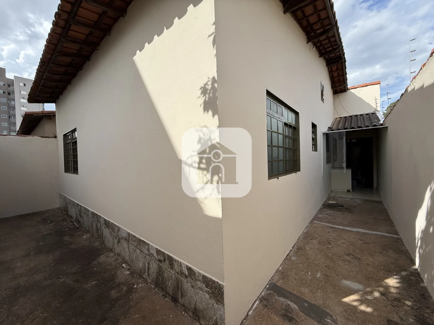 Alugar Casa / Padr&atilde;o em Uberl&acirc;ndia R$ 1.800,00 - Foto 12