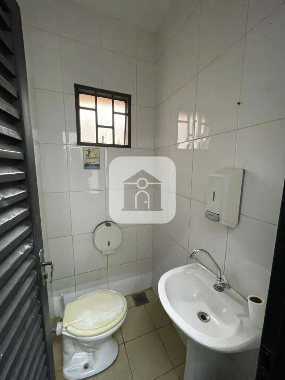 Alugar Comercial / Pr&eacute;dio em Uberl&acirc;ndia R$ 9.000,00 - Foto 16