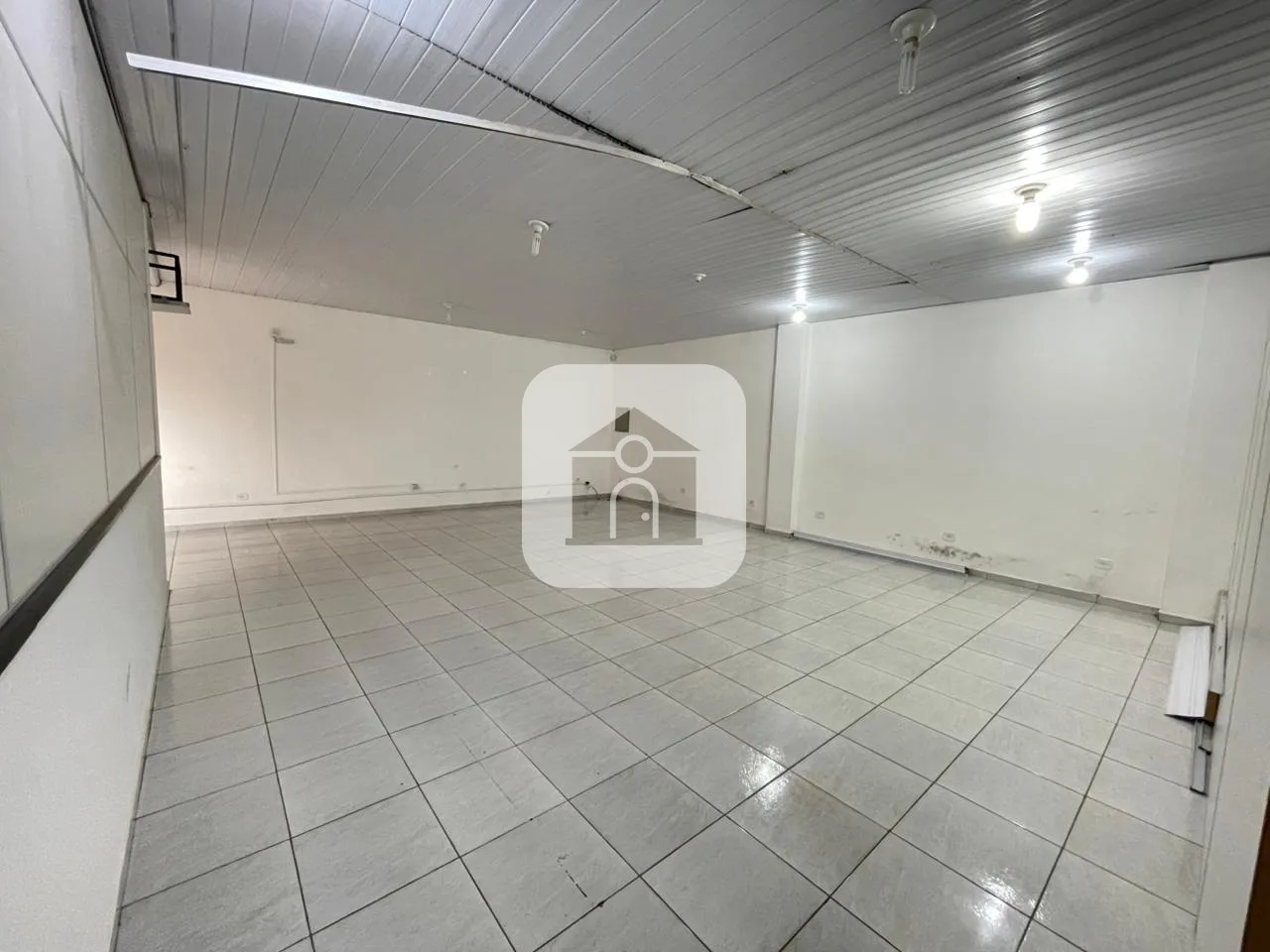 Alugar Comercial / Pr&eacute;dio em Uberl&acirc;ndia R$ 9.000,00 - Foto 3