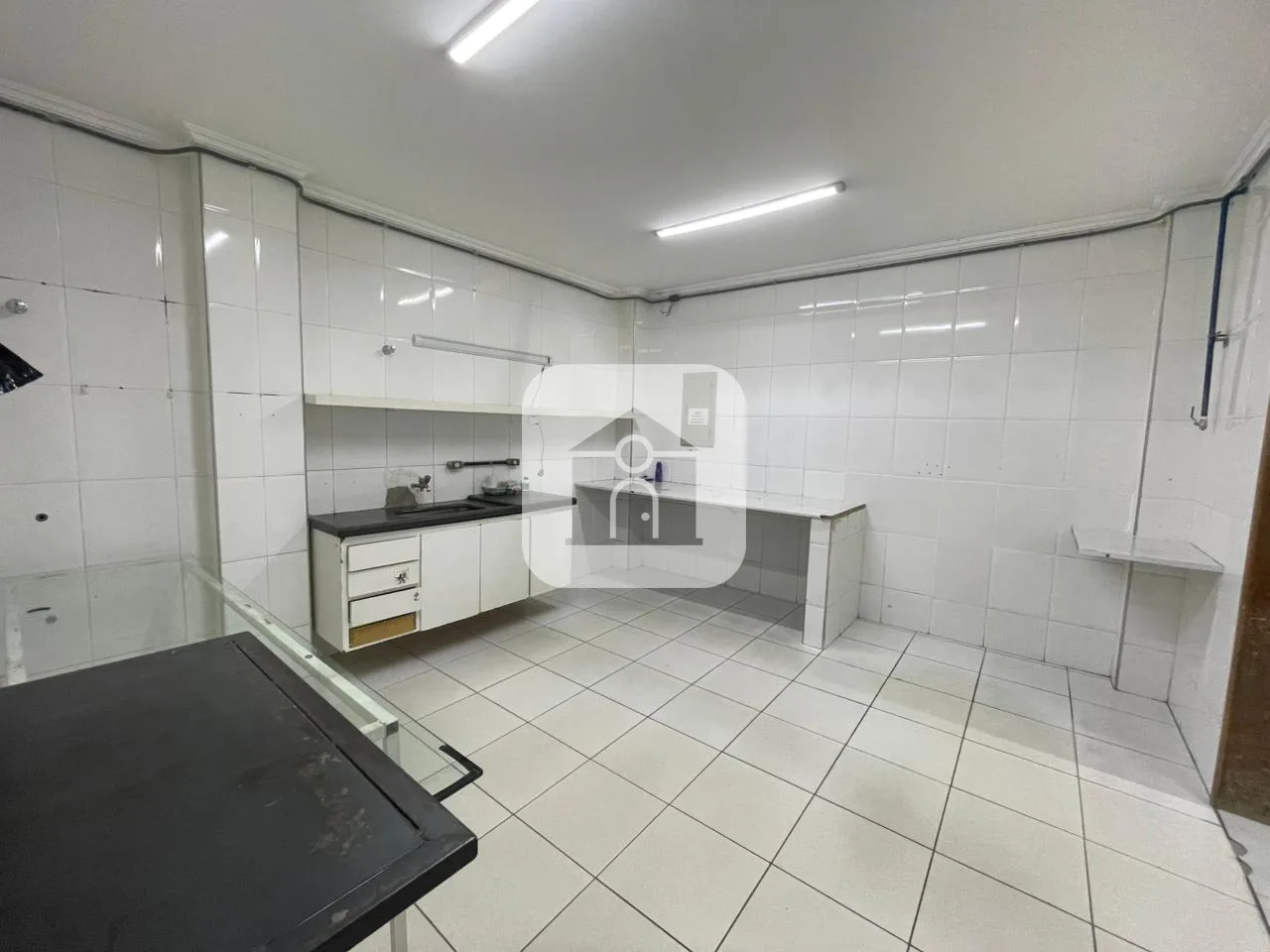 Alugar Comercial / Pr&eacute;dio em Uberl&acirc;ndia R$ 9.000,00 - Foto 9