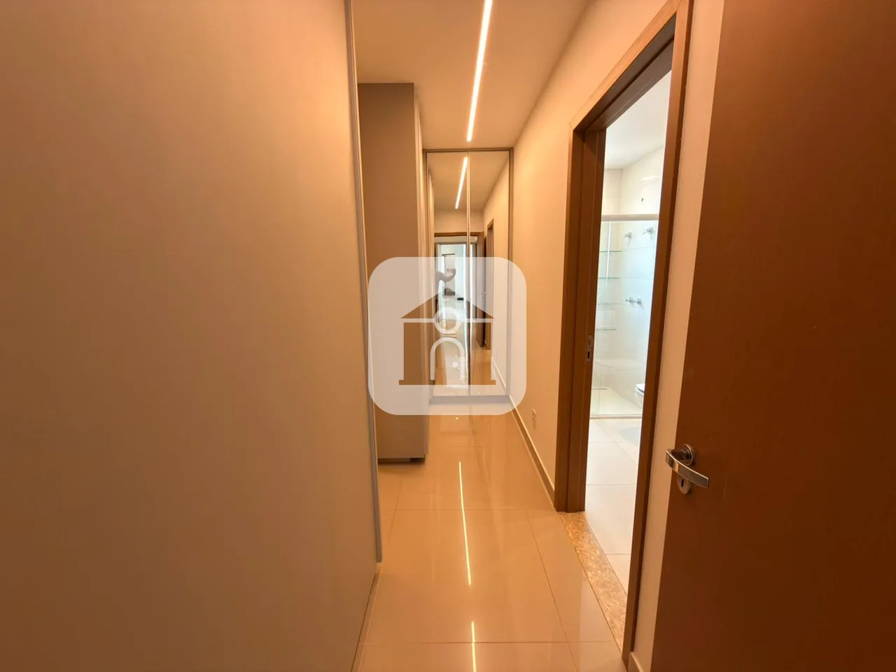 Alugar Apartamento / Padr&atilde;o em Uberl&acirc;ndia R$ 8.100,00 - Foto 7