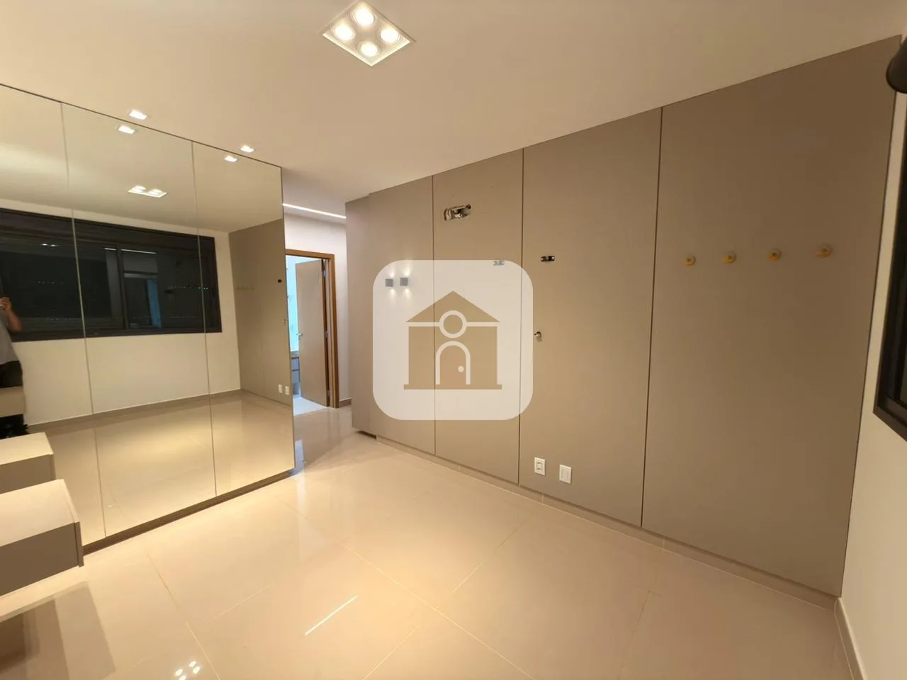 Alugar Apartamento / Padr&atilde;o em Uberl&acirc;ndia R$ 8.100,00 - Foto 9