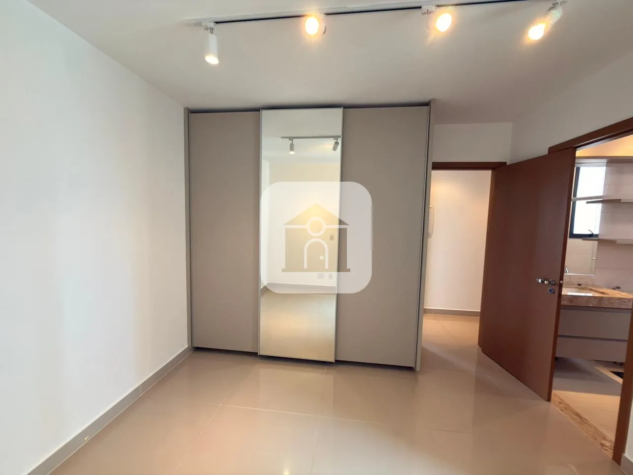 Alugar Apartamento / Padr&atilde;o em Uberl&acirc;ndia R$ 8.100,00 - Foto 14