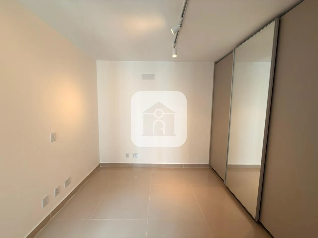 Alugar Apartamento / Padr&atilde;o em Uberl&acirc;ndia R$ 8.100,00 - Foto 15