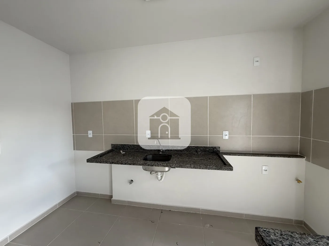 Alugar Apartamento / Padr&atilde;o em Uberl&acirc;ndia R$ 1.400,00 - Foto 3