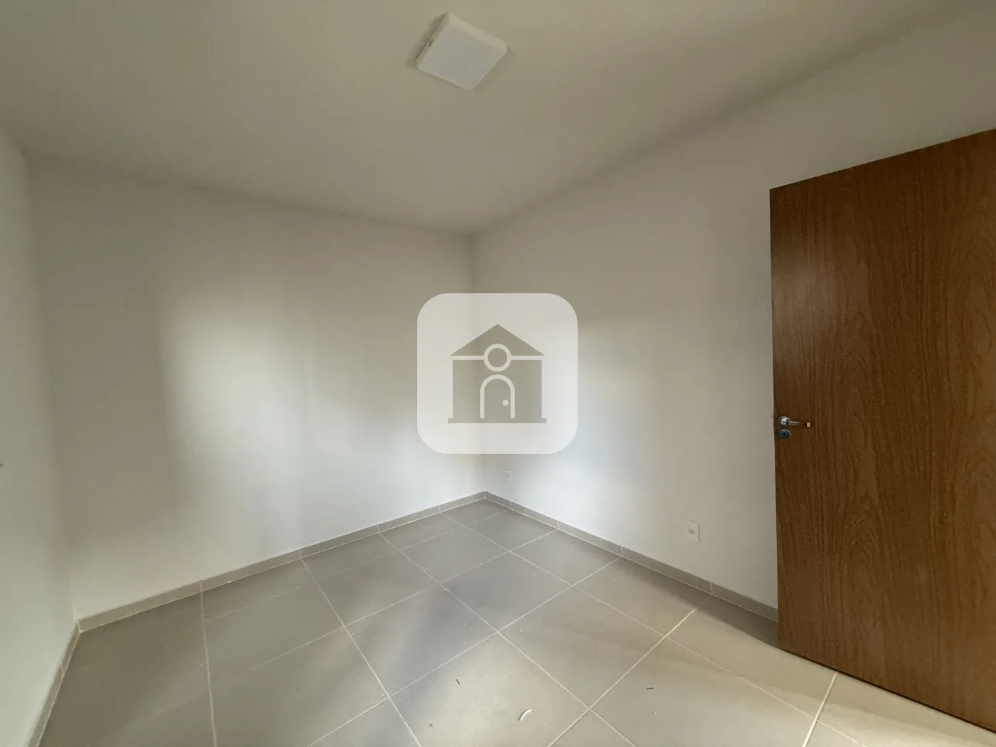 Alugar Apartamento / Padr&atilde;o em Uberl&acirc;ndia R$ 1.400,00 - Foto 7