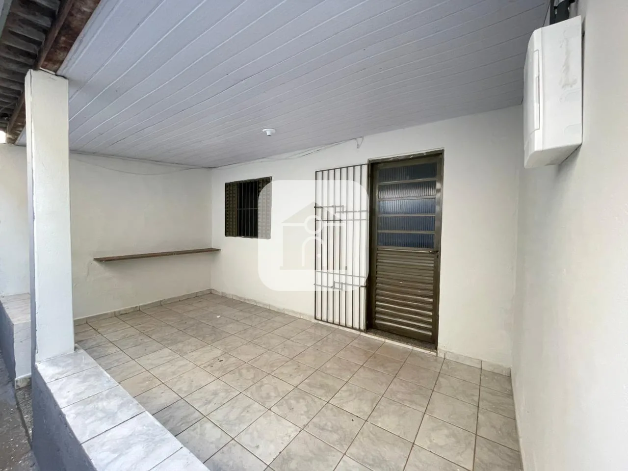 Alugar Casa / Padr&atilde;o em Uberl&acirc;ndia R$ 1.200,00 - Foto 1