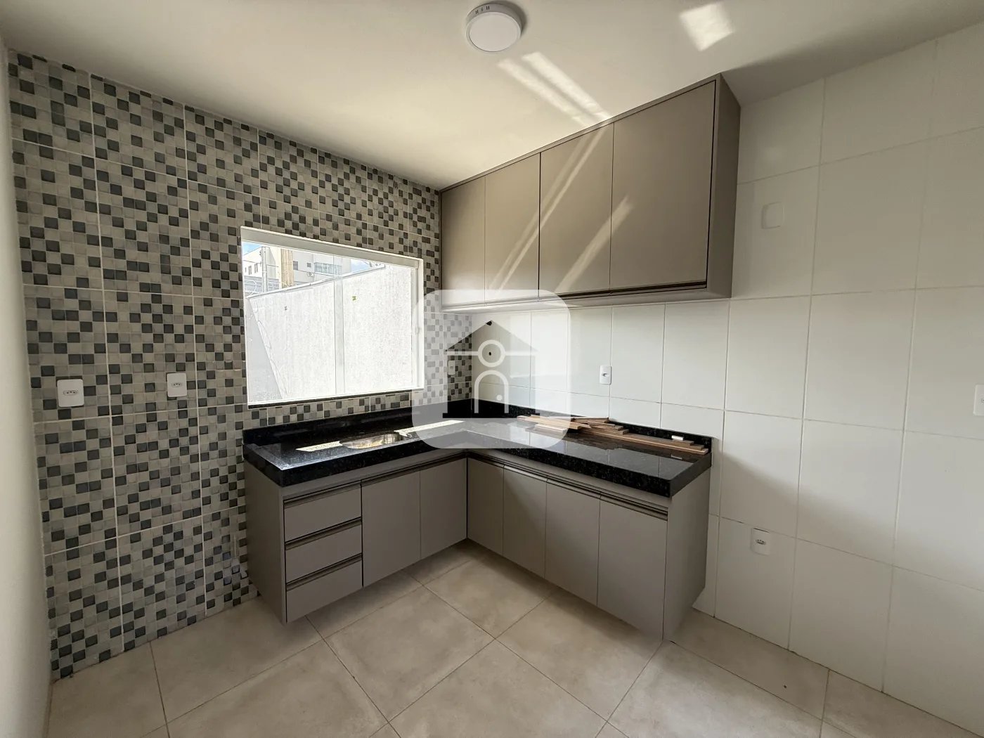 Alugar Casa / Sobrado em Uberl&acirc;ndia R$ 2.800,00 - Foto 6