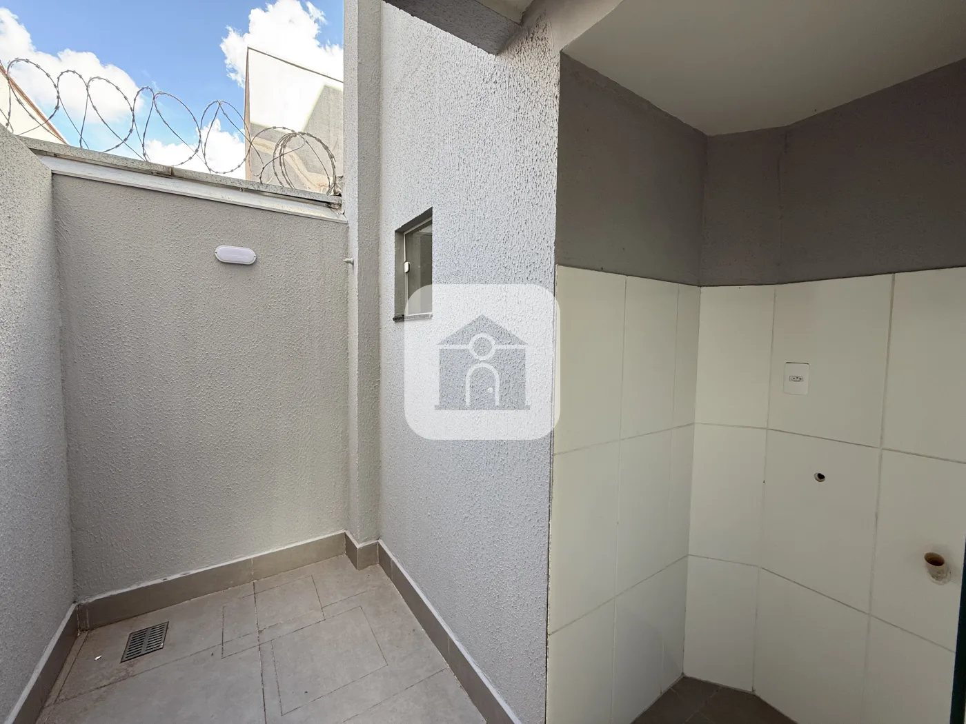 Alugar Casa / Sobrado em Uberl&acirc;ndia R$ 2.800,00 - Foto 12
