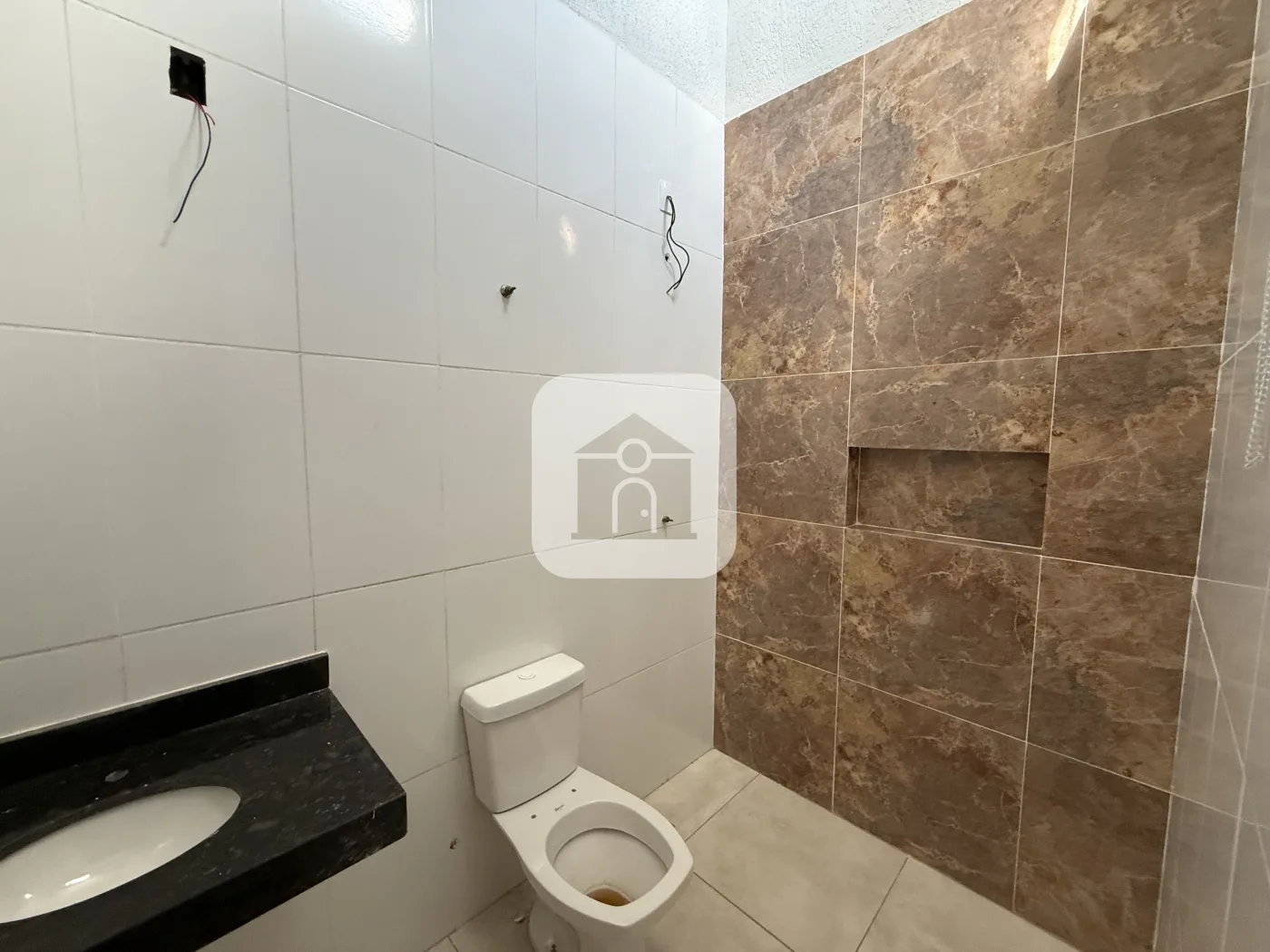 Alugar Casa / Sobrado em Uberl&acirc;ndia R$ 3.000,00 - Foto 14