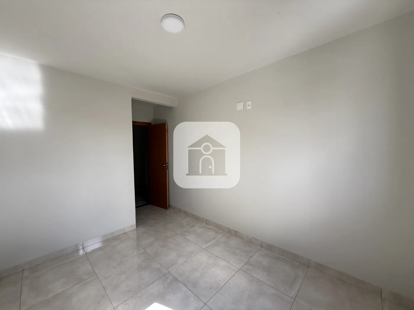 Alugar Casa / Sobrado em Uberl&acirc;ndia R$ 3.000,00 - Foto 11