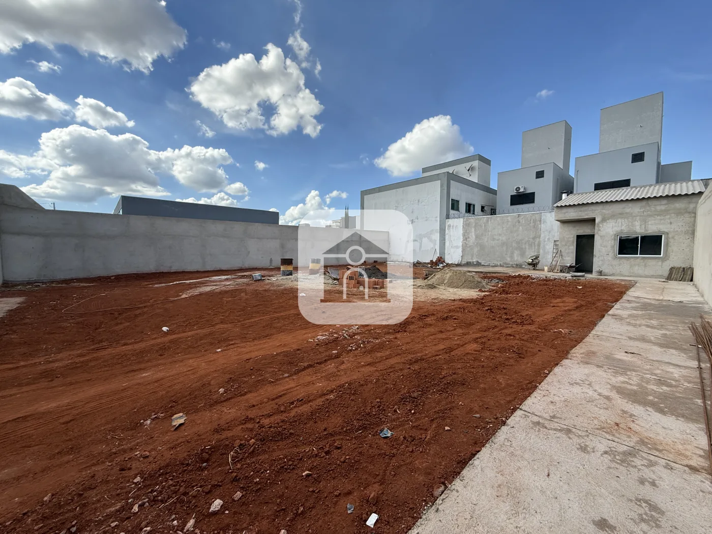 Alugar Terreno / Padr&atilde;o em Uberl&acirc;ndia R$ 3.000,00 - Foto 6