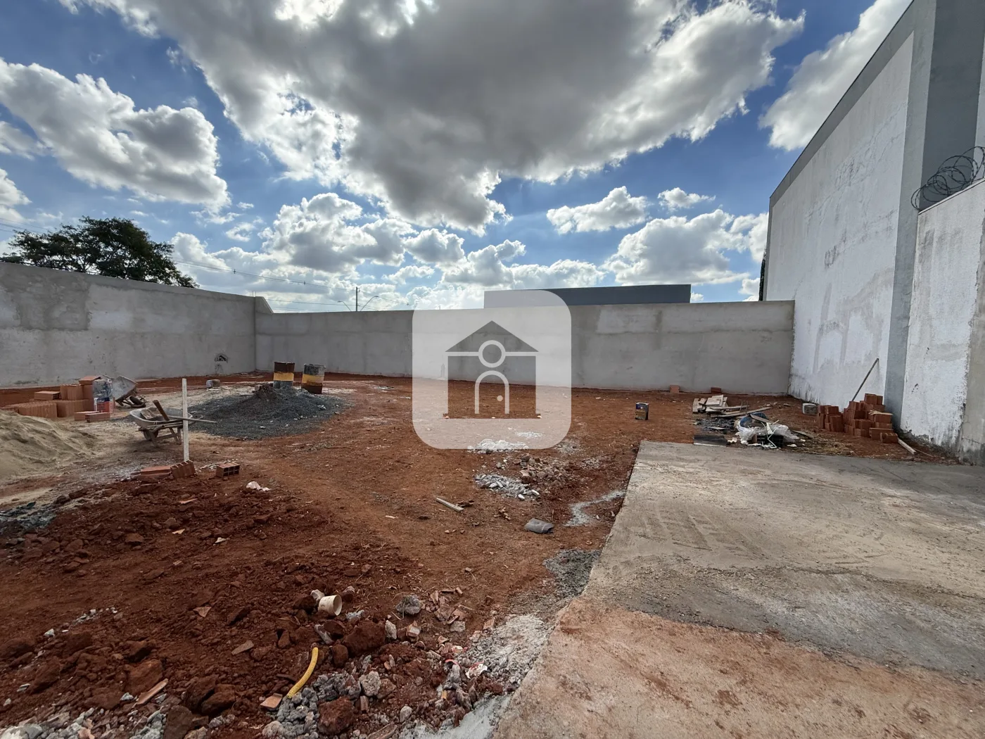Alugar Terreno / Padr&atilde;o em Uberl&acirc;ndia R$ 3.000,00 - Foto 7