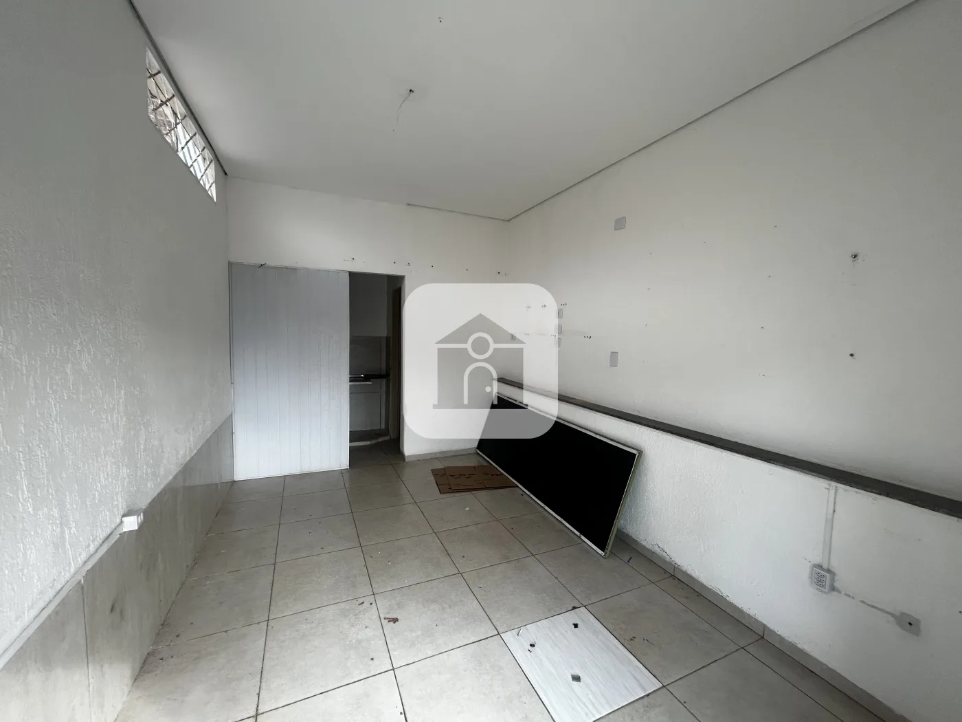 Alugar Comercial / C&ocirc;modo em Uberl&acirc;ndia R$ 900,00 - Foto 2