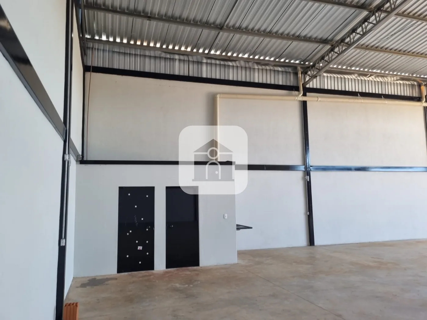 Alugar Comercial / Galp&atilde;o em Uberl&acirc;ndia R$ 14.000,00 - Foto 1
