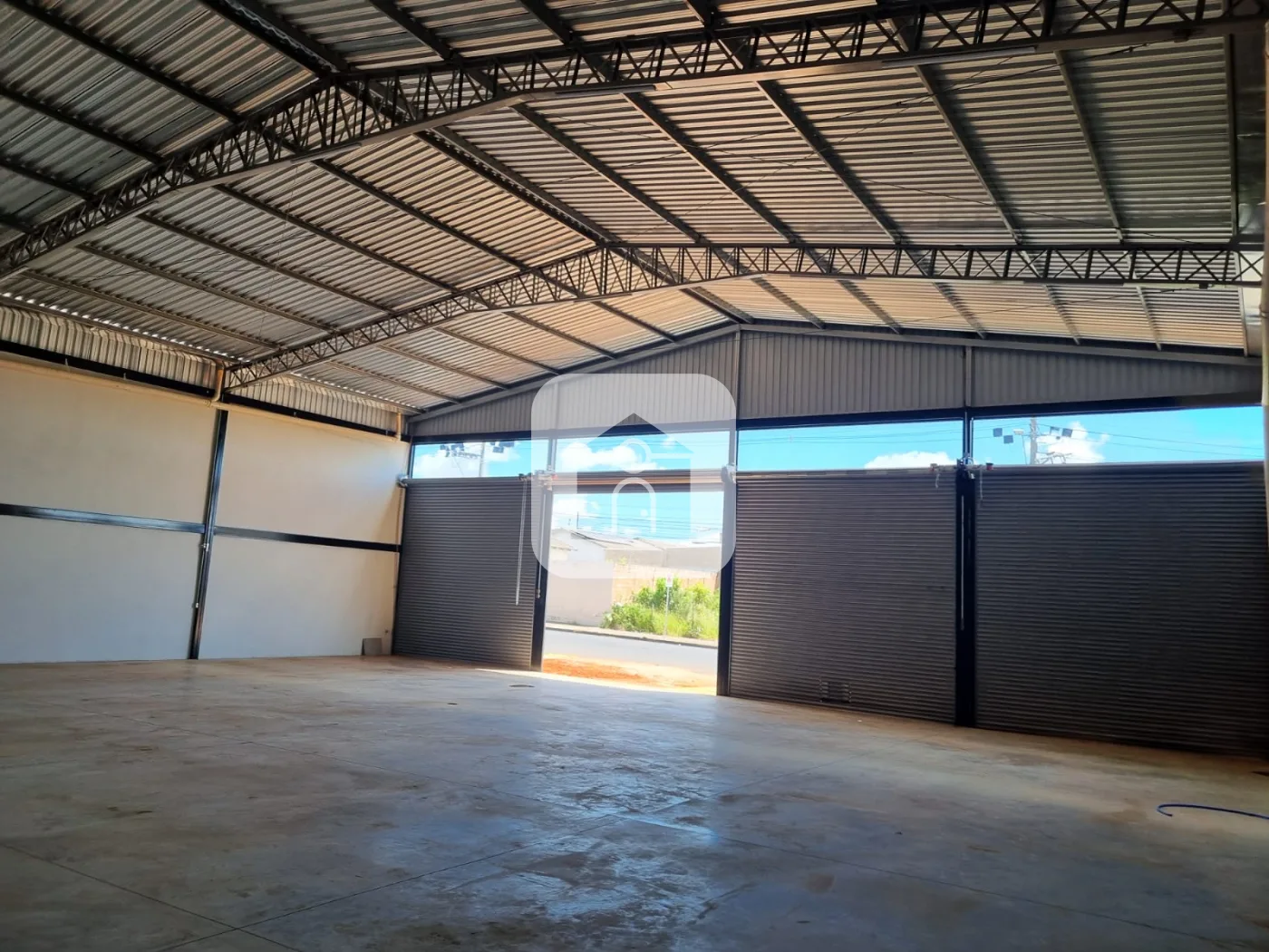 Alugar Comercial / Galp&atilde;o em Uberl&acirc;ndia R$ 14.000,00 - Foto 5