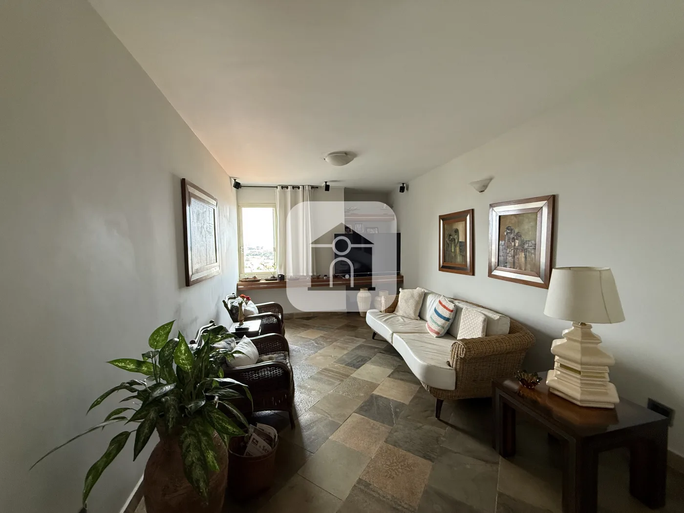 Alugar Apartamento / Cobertura em Uberlandia R$ 8.000,00 - Foto 6