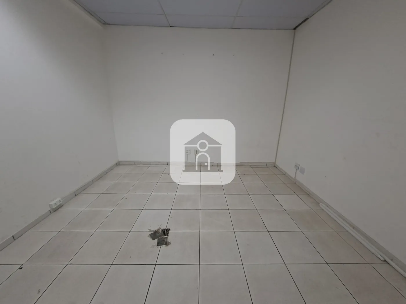 Alugar Comercial / Loja em Uberl&acirc;ndia R$ 18.000,00 - Foto 8