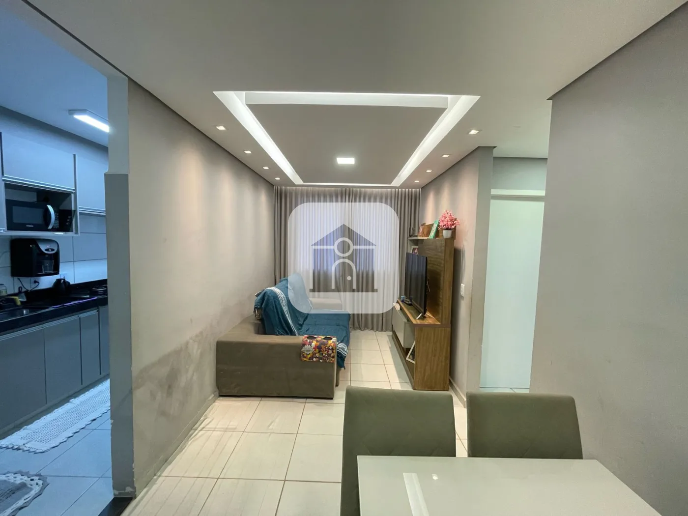 Alugar Apartamento / Padr&atilde;o em Uberl&acirc;ndia R$ 1.900,00 - Foto 2