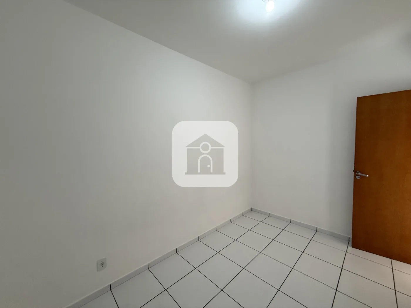 Alugar Apartamento / Padr&atilde;o em Uberl&acirc;ndia R$ 1.700,00 - Foto 9