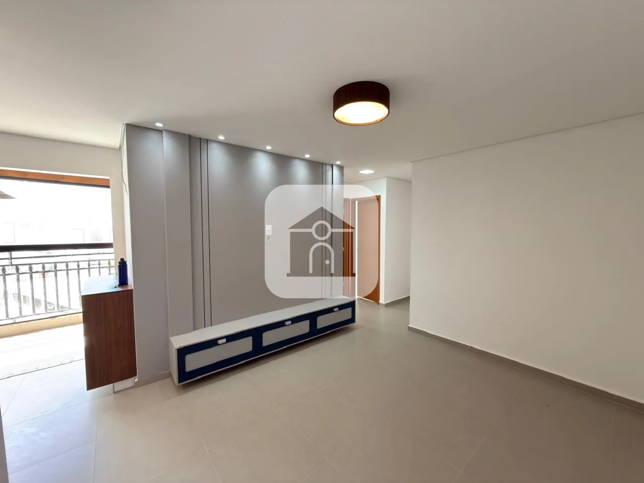 Alugar Apartamento / Padr&atilde;o em Uberl&acirc;ndia R$ 2.000,00 - Foto 1