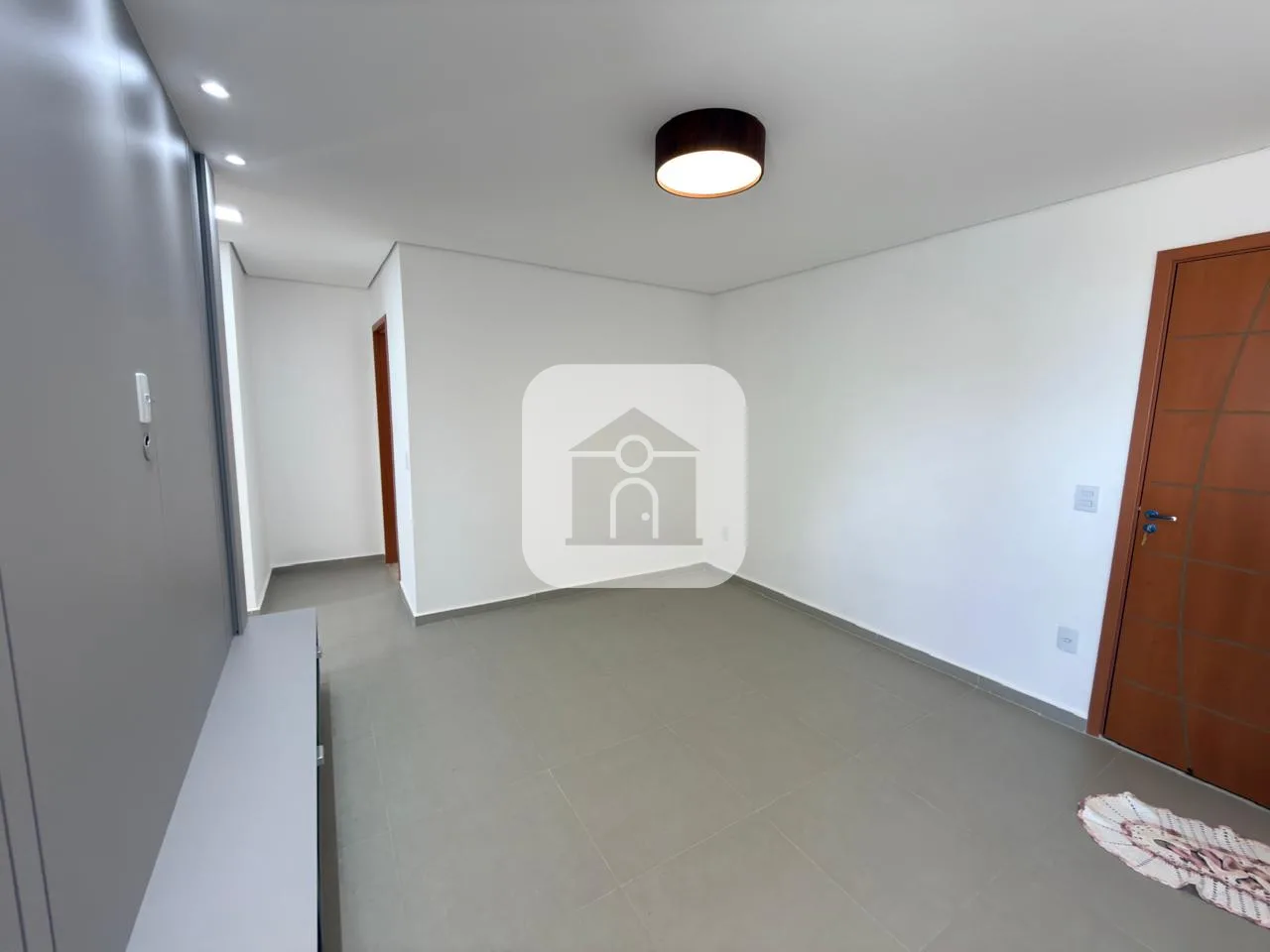 Alugar Apartamento / Padr&atilde;o em Uberl&acirc;ndia R$ 2.000,00 - Foto 3