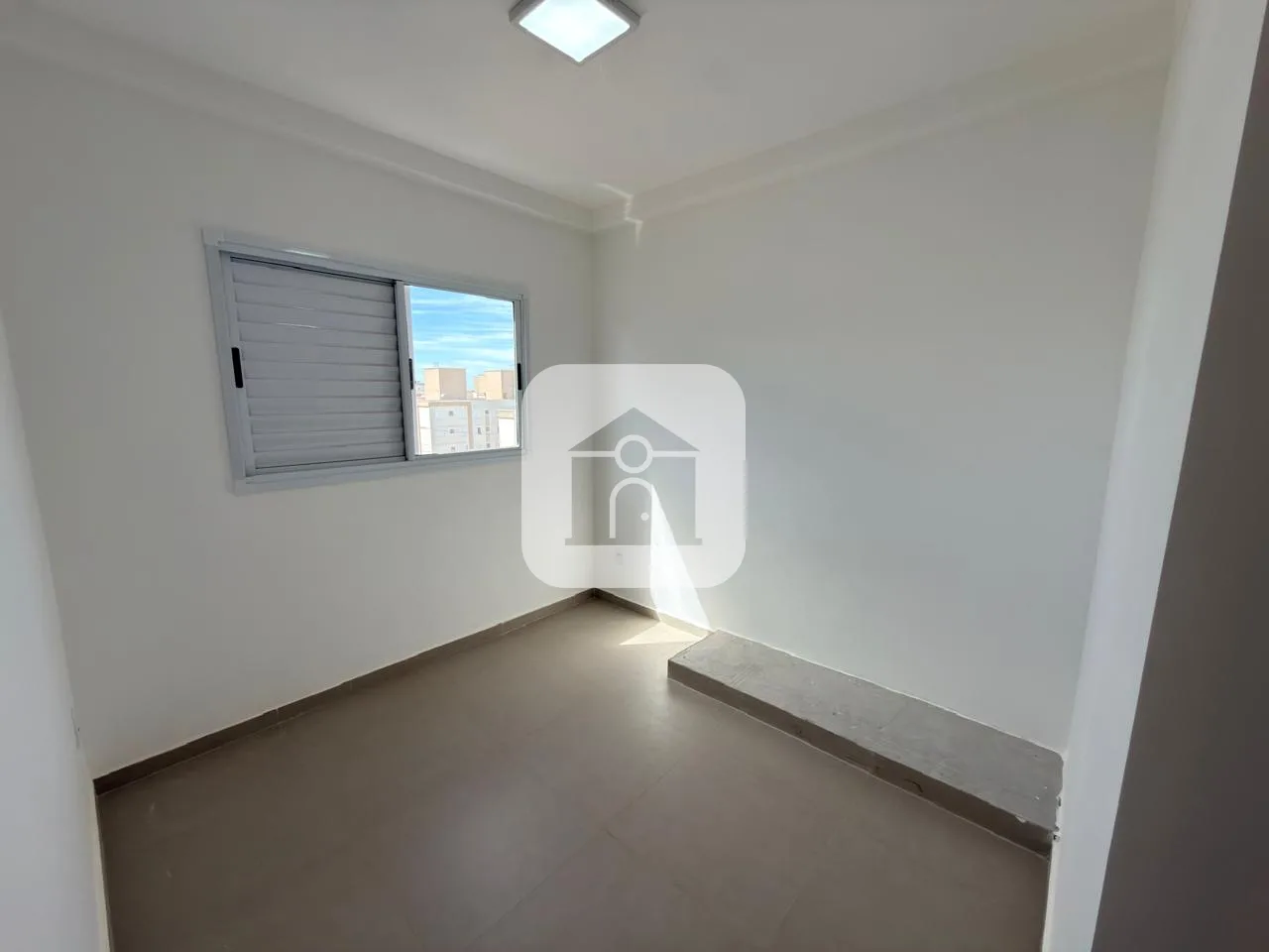 Alugar Apartamento / Padr&atilde;o em Uberl&acirc;ndia R$ 2.000,00 - Foto 16