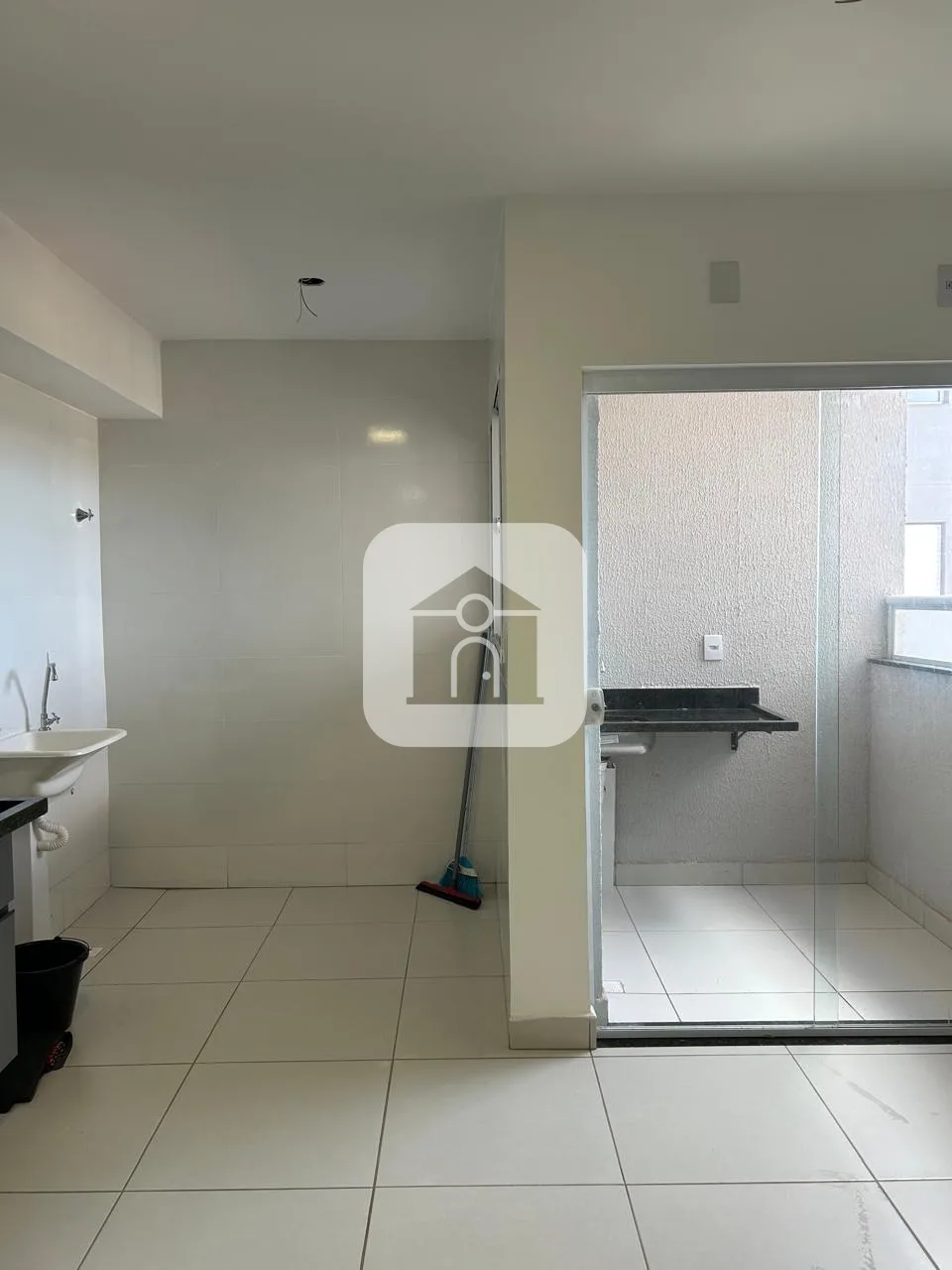 Alugar Apartamento / Padr&atilde;o em Uberl&acirc;ndia R$ 1.300,00 - Foto 5