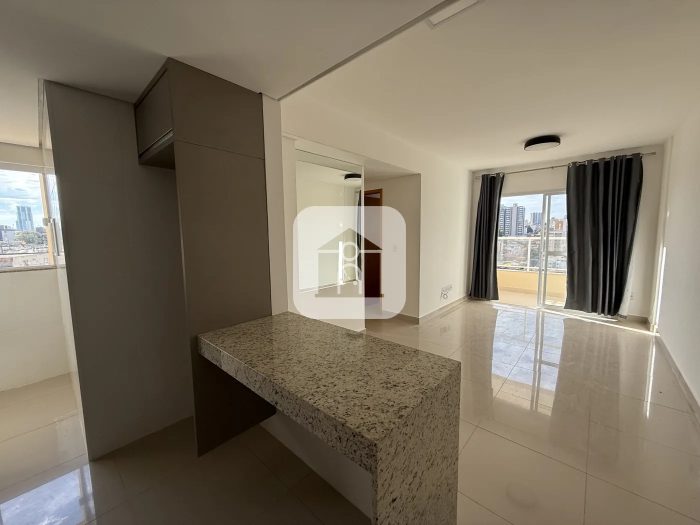 Alugar Apartamento / Padr&atilde;o em Uberl&acirc;ndia R$ 1.900,00 - Foto 5