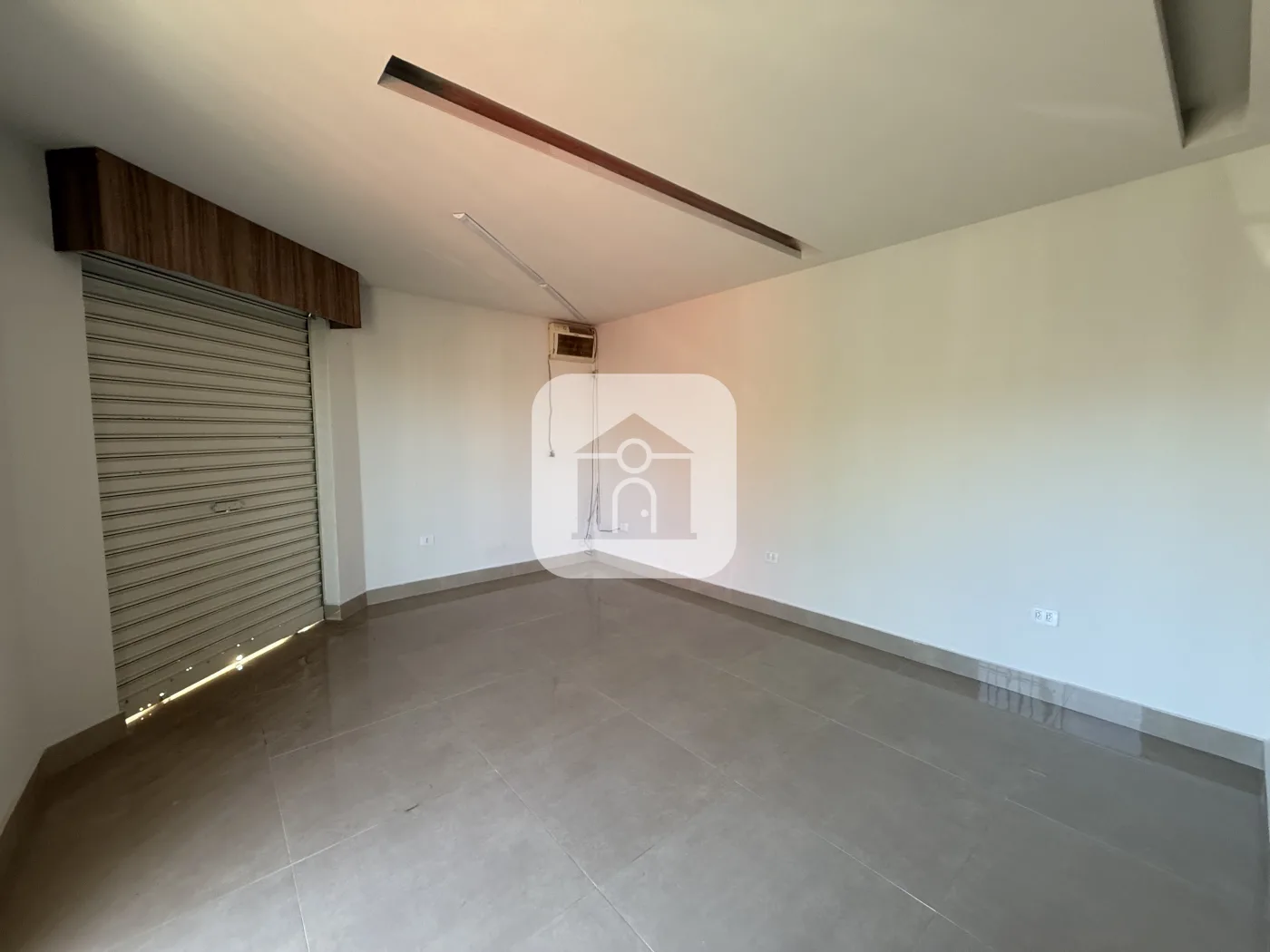 Alugar Comercial / C&ocirc;modo em Uberl&acirc;ndia R$ 1.200,00 - Foto 1