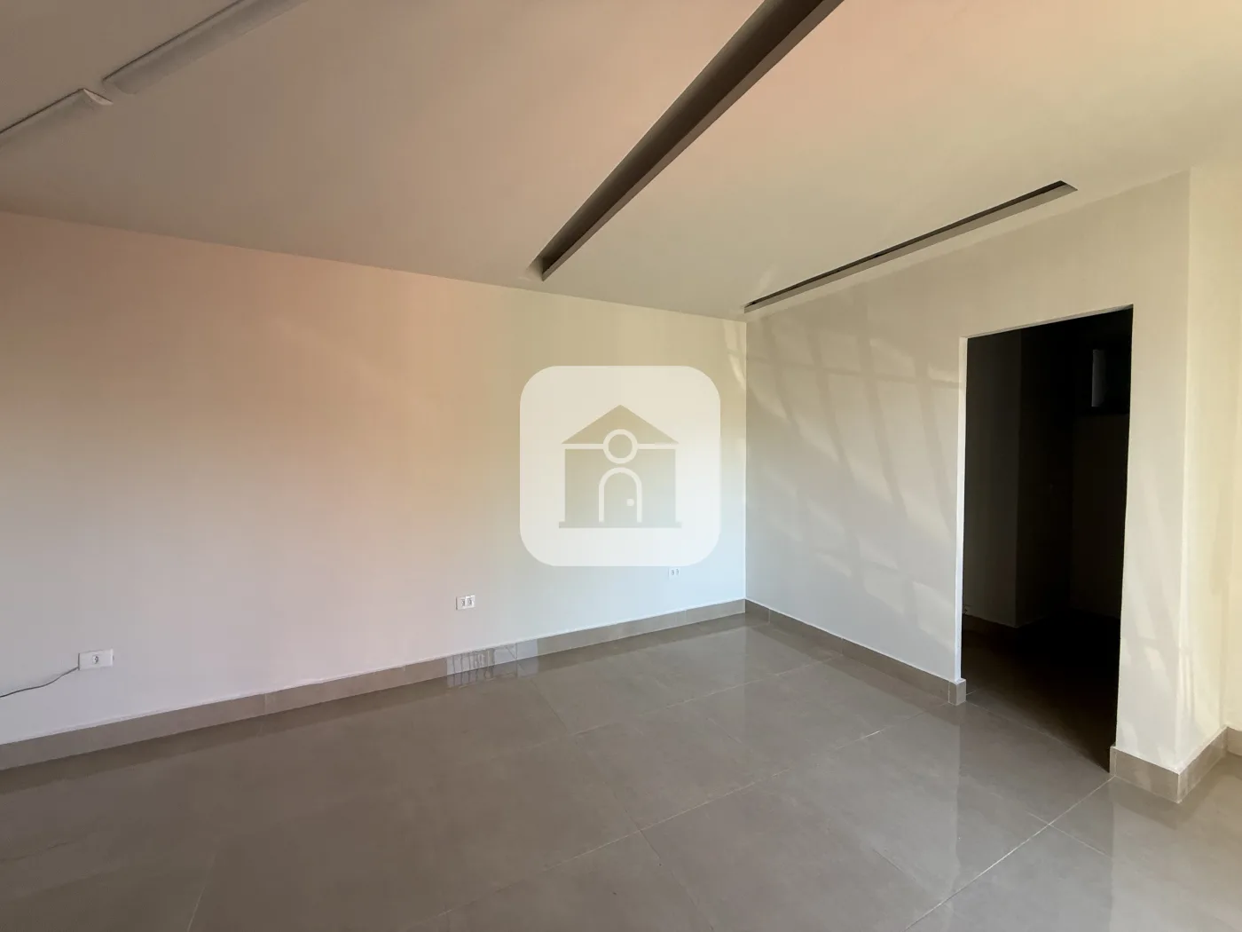 Alugar Comercial / C&ocirc;modo em Uberl&acirc;ndia R$ 1.200,00 - Foto 5