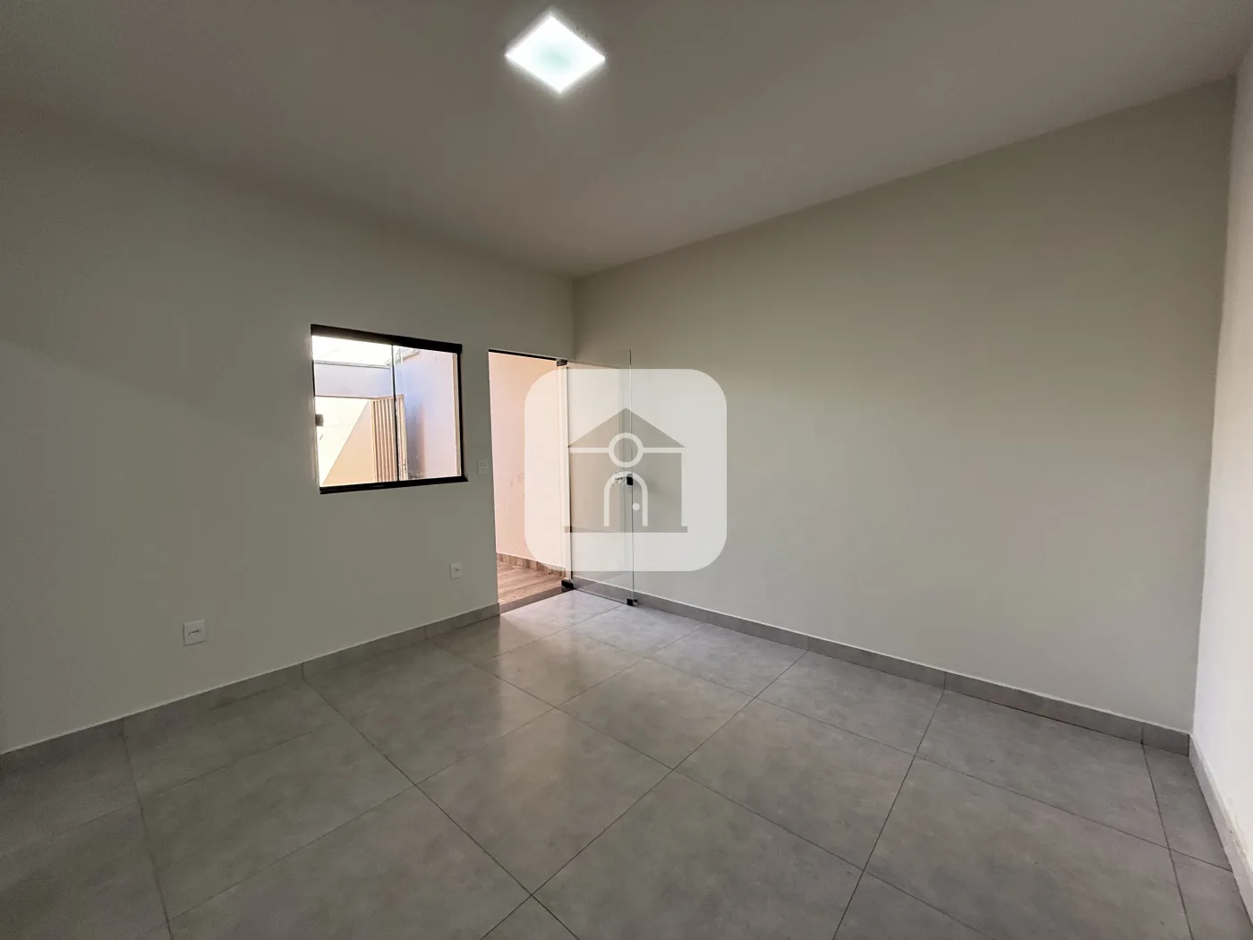 Alugar Casa / Padr&atilde;o em Uberl&acirc;ndia R$ 2.200,00 - Foto 3
