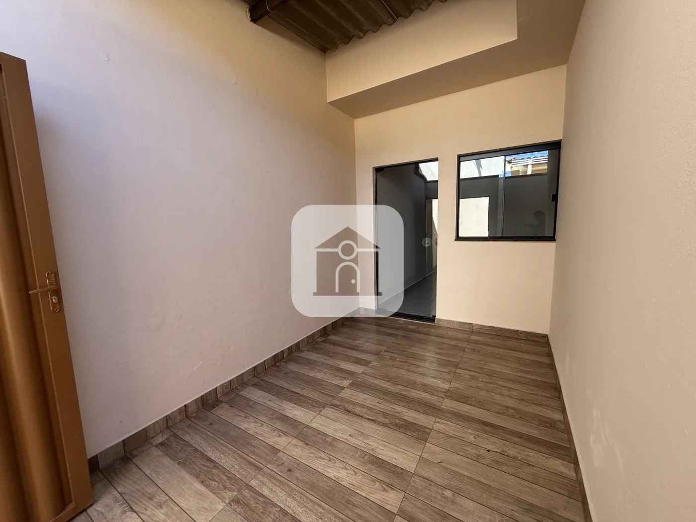 Alugar Casa / Padr&atilde;o em Uberl&acirc;ndia R$ 2.200,00 - Foto 1