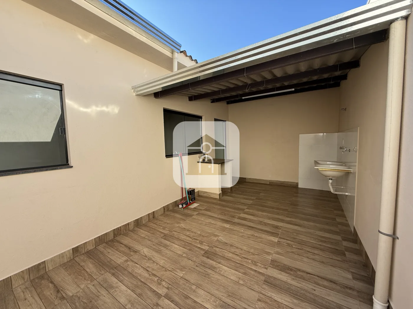 Alugar Casa / Padr&atilde;o em Uberl&acirc;ndia R$ 2.200,00 - Foto 14