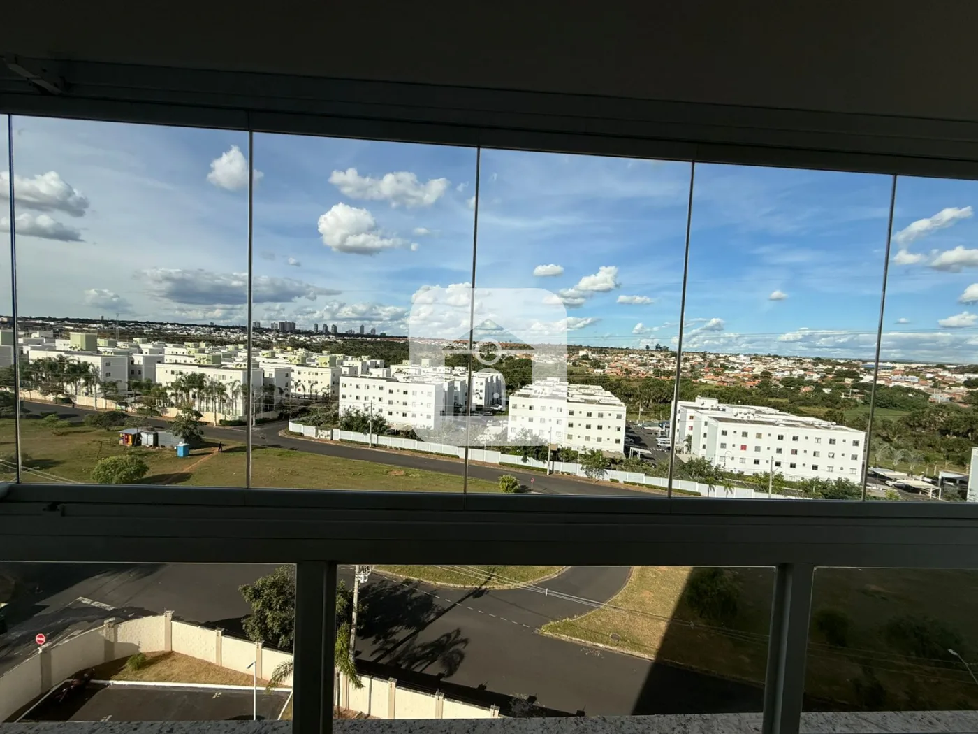 Alugar Apartamento / Padr&atilde;o em Uberl&acirc;ndia R$ 2.200,00 - Foto 16