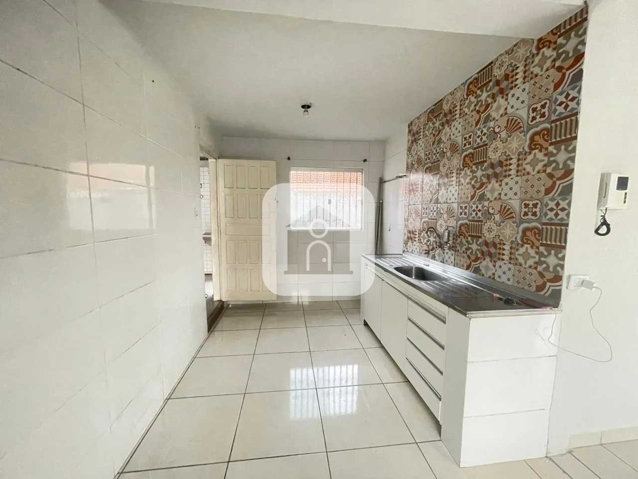 Alugar Casa / Padr&atilde;o em Uberl&acirc;ndia R$ 2.400,00 - Foto 2