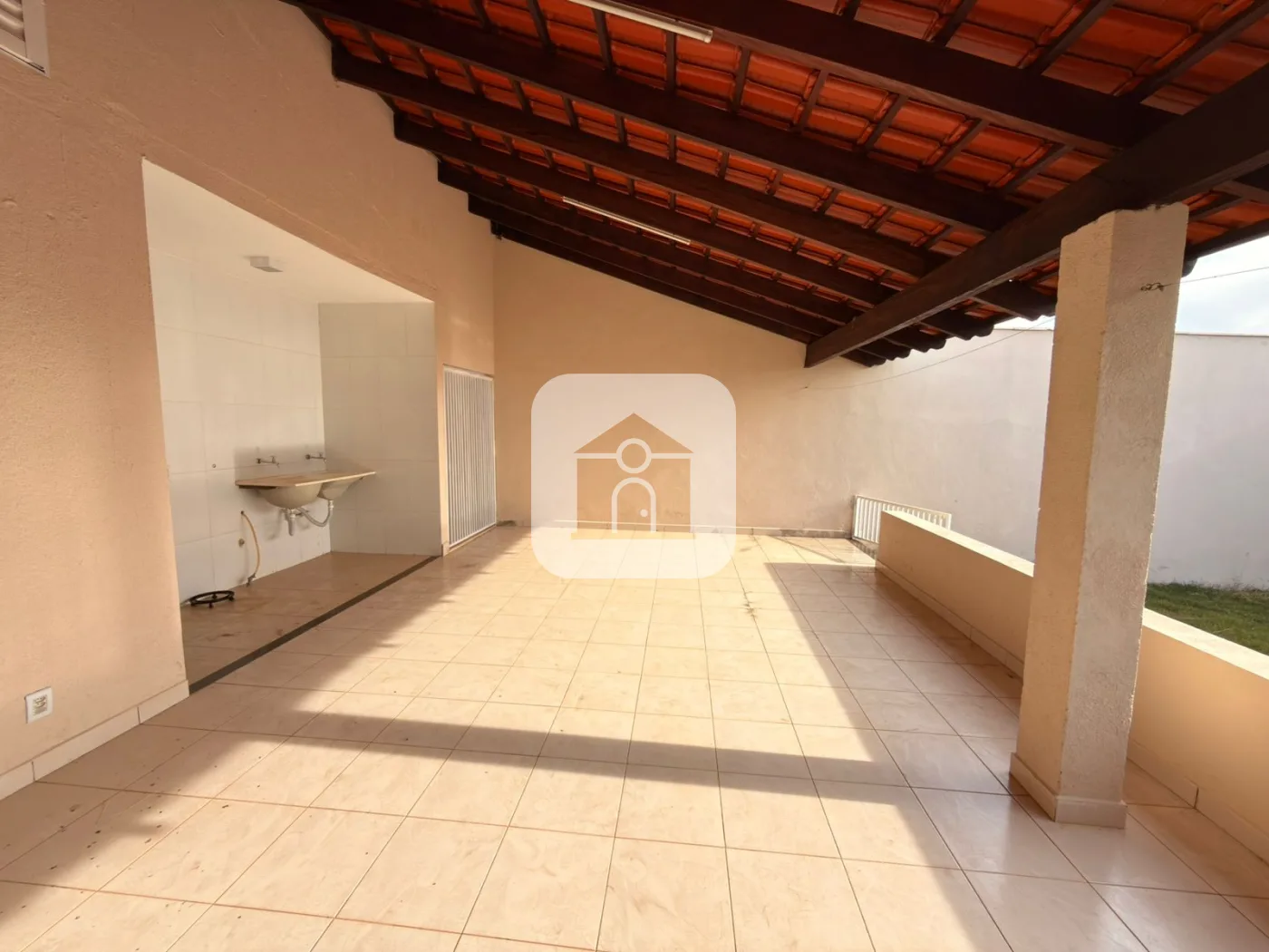 Alugar Casa / Padr&atilde;o em Uberl&acirc;ndia R$ 2.600,00 - Foto 13