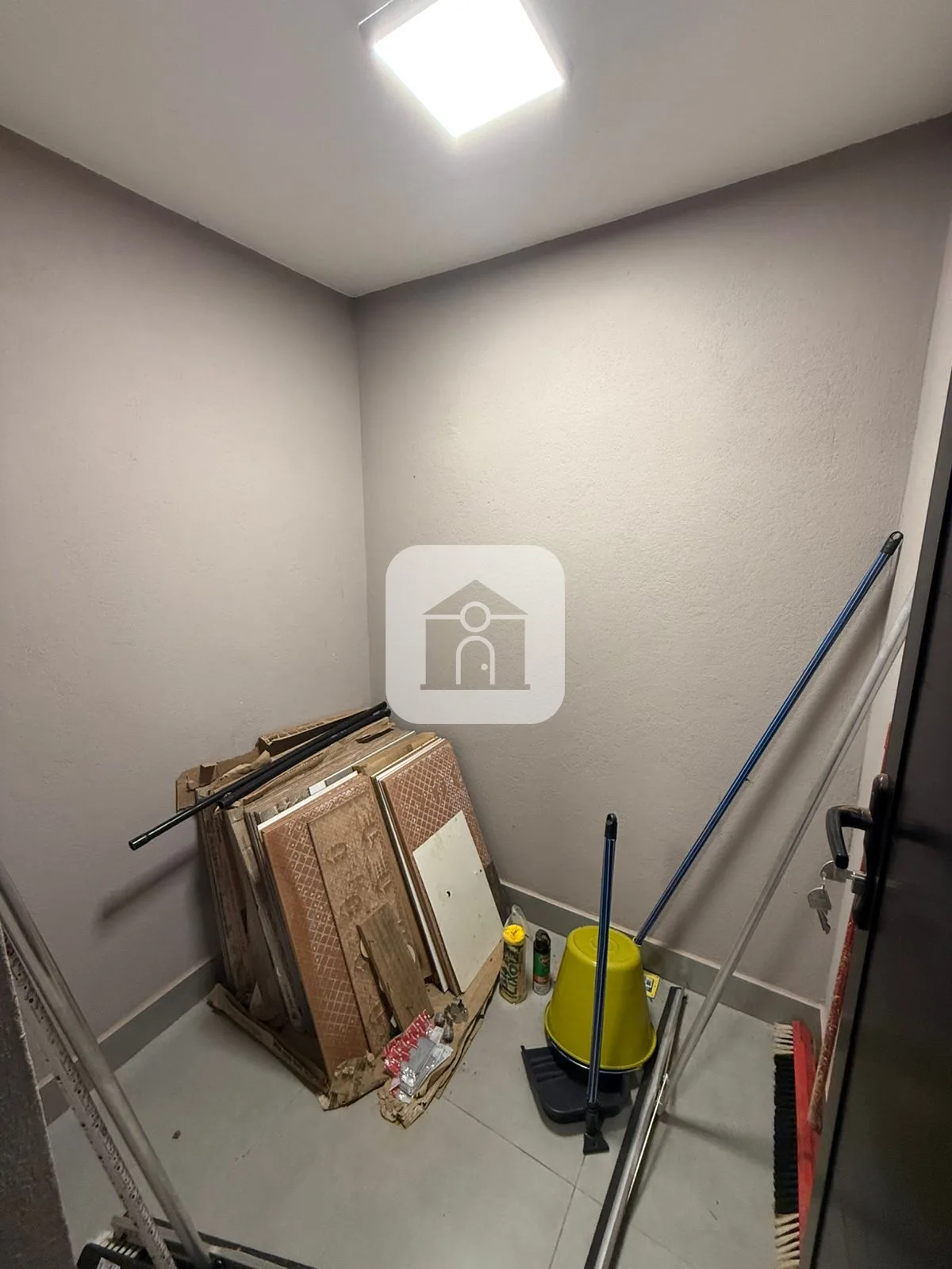 Alugar Comercial / Galp&atilde;o em Araguari R$ 8.500,00 - Foto 20