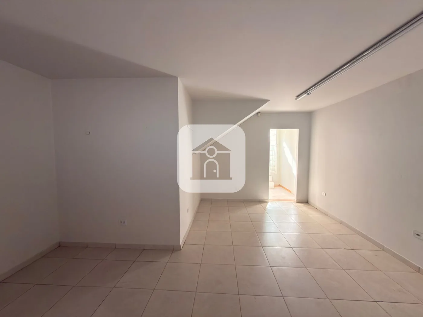 Alugar Comercial / Casa Comercial em Uberl&acirc;ndia R$ 2.700,00 - Foto 13