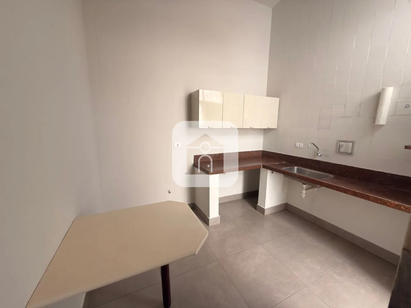Alugar Comercial / Casa Comercial em Uberl&acirc;ndia R$ 2.700,00 - Foto 14