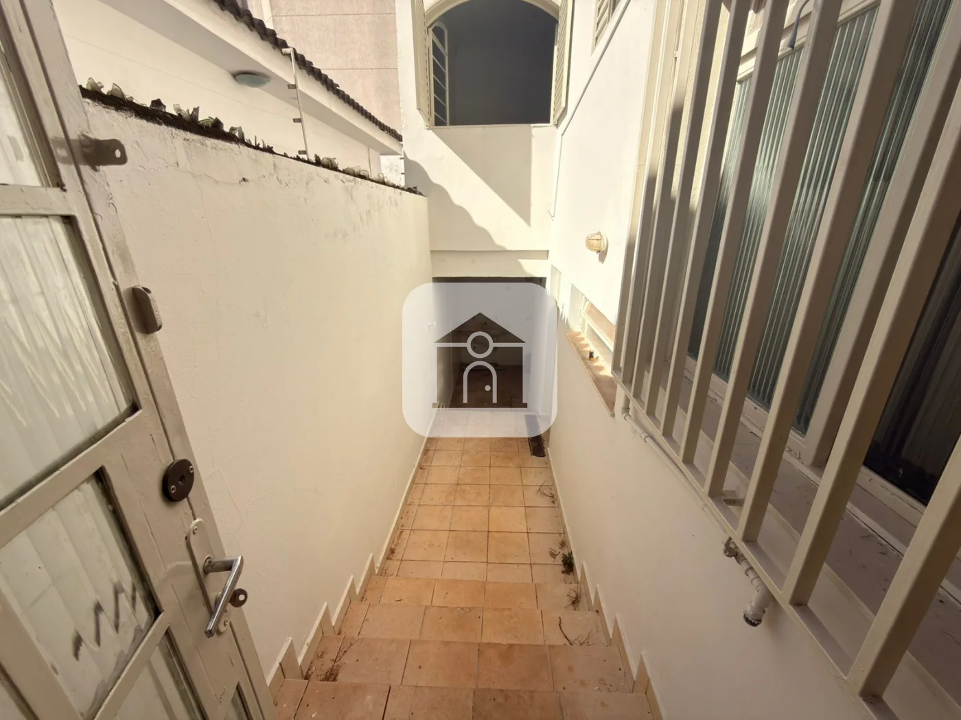 Alugar Comercial / Casa Comercial em Uberl&acirc;ndia R$ 2.700,00 - Foto 16