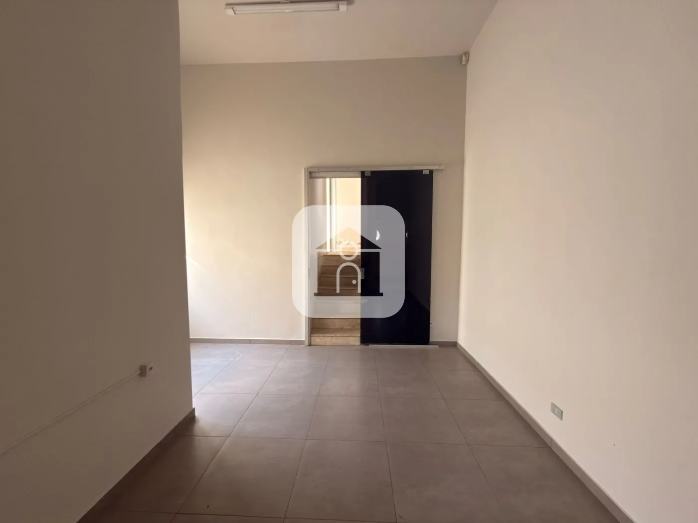 Alugar Comercial / Casa Comercial em Uberl&acirc;ndia R$ 2.700,00 - Foto 17