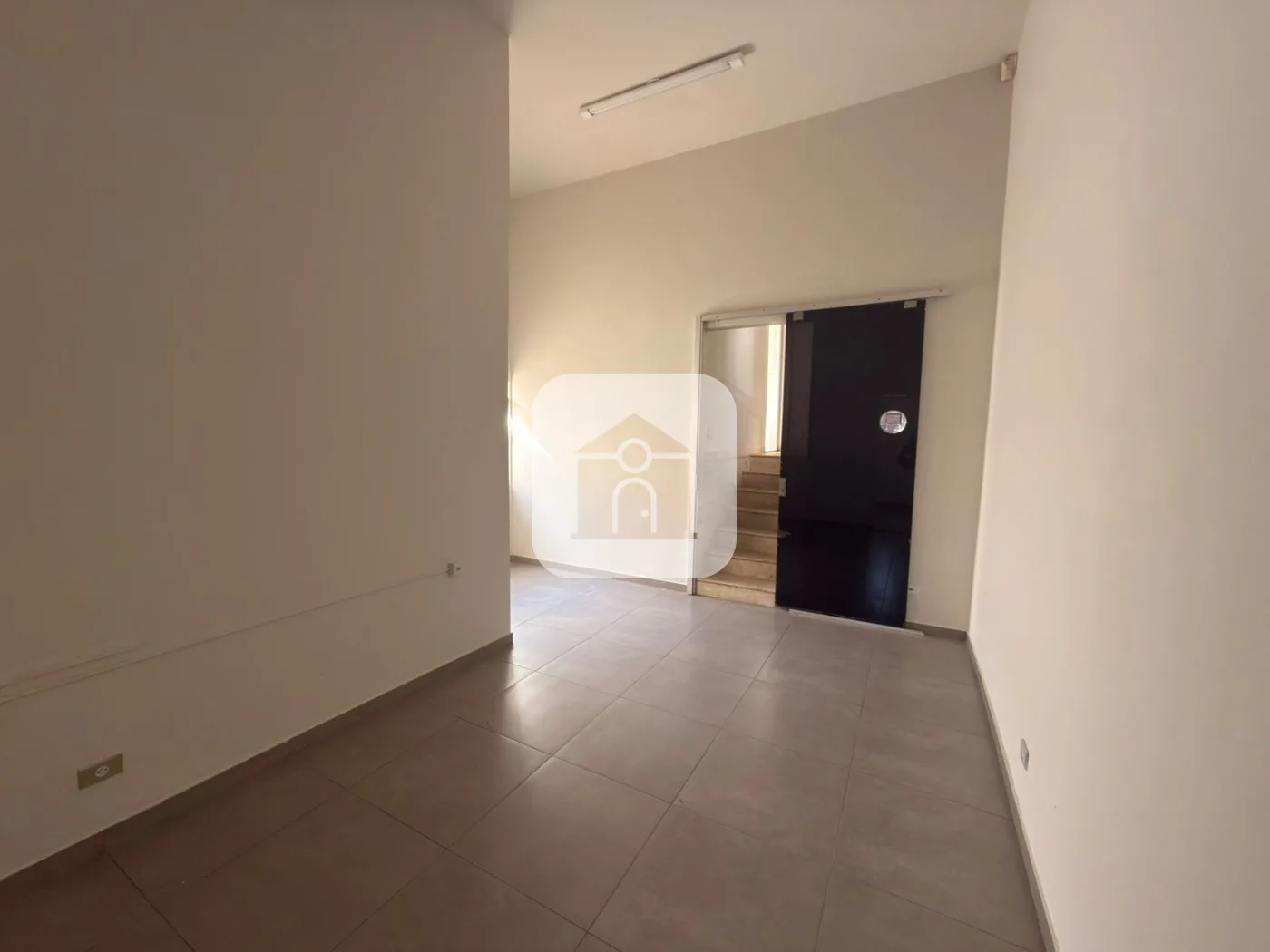 Alugar Comercial / Casa Comercial em Uberl&acirc;ndia R$ 2.700,00 - Foto 22