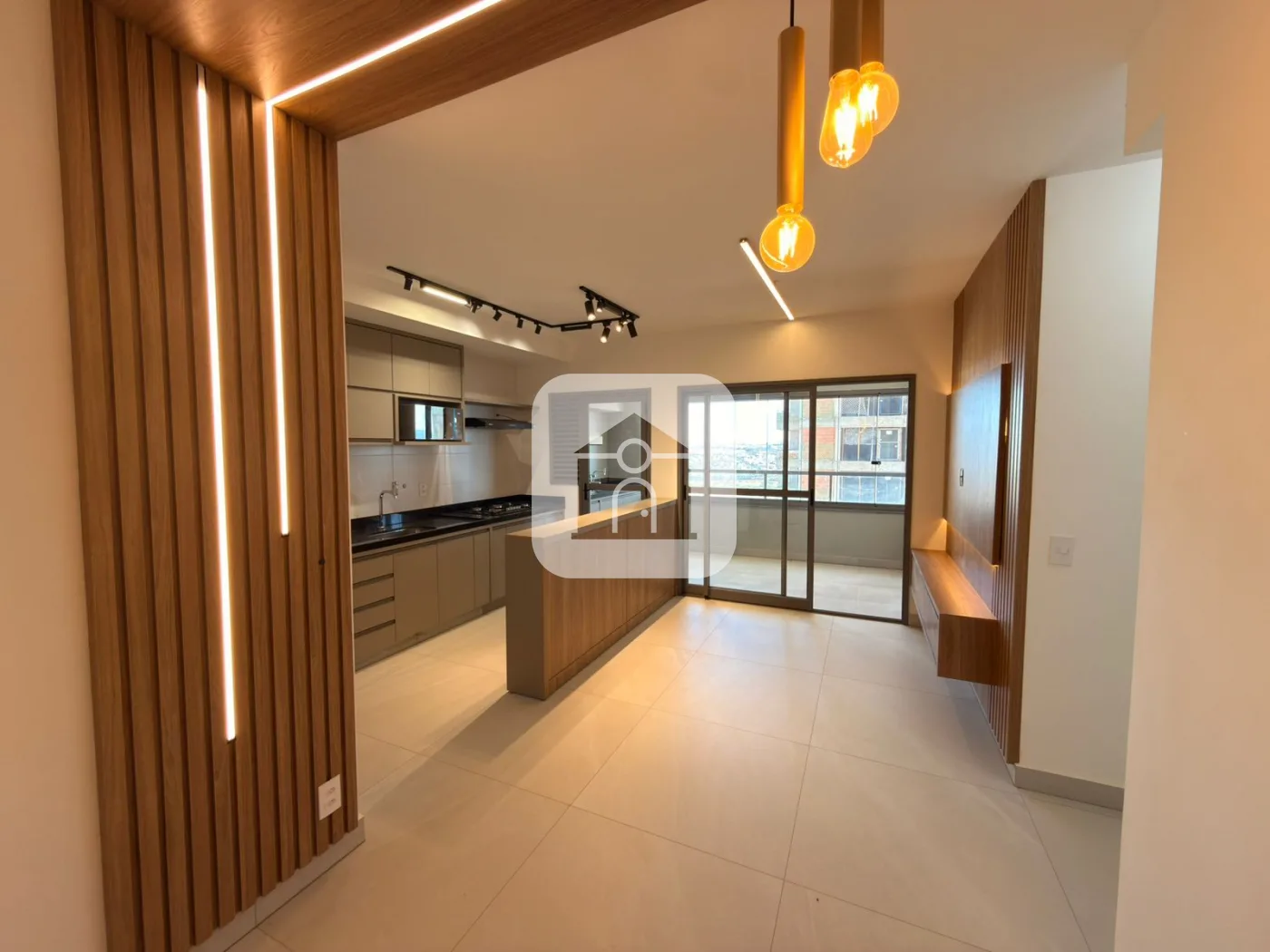 Alugar Apartamento / Padr&atilde;o em Uberl&acirc;ndia R$ 5.200,00 - Foto 1