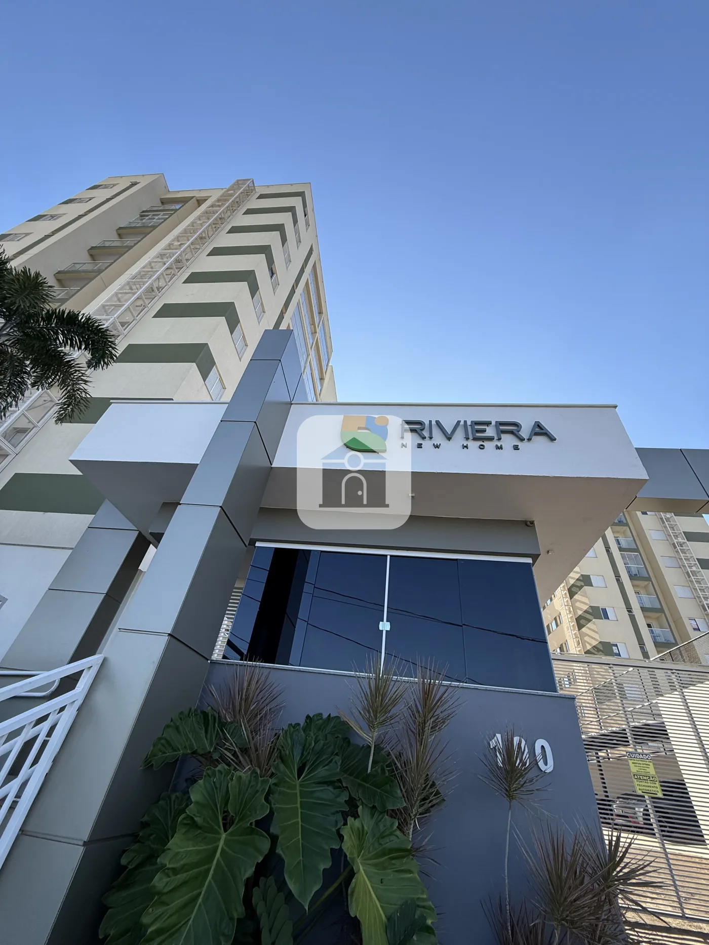 Alugar Apartamento / Padr&atilde;o em Uberl&acirc;ndia R$ 1.800,00 - Foto 1