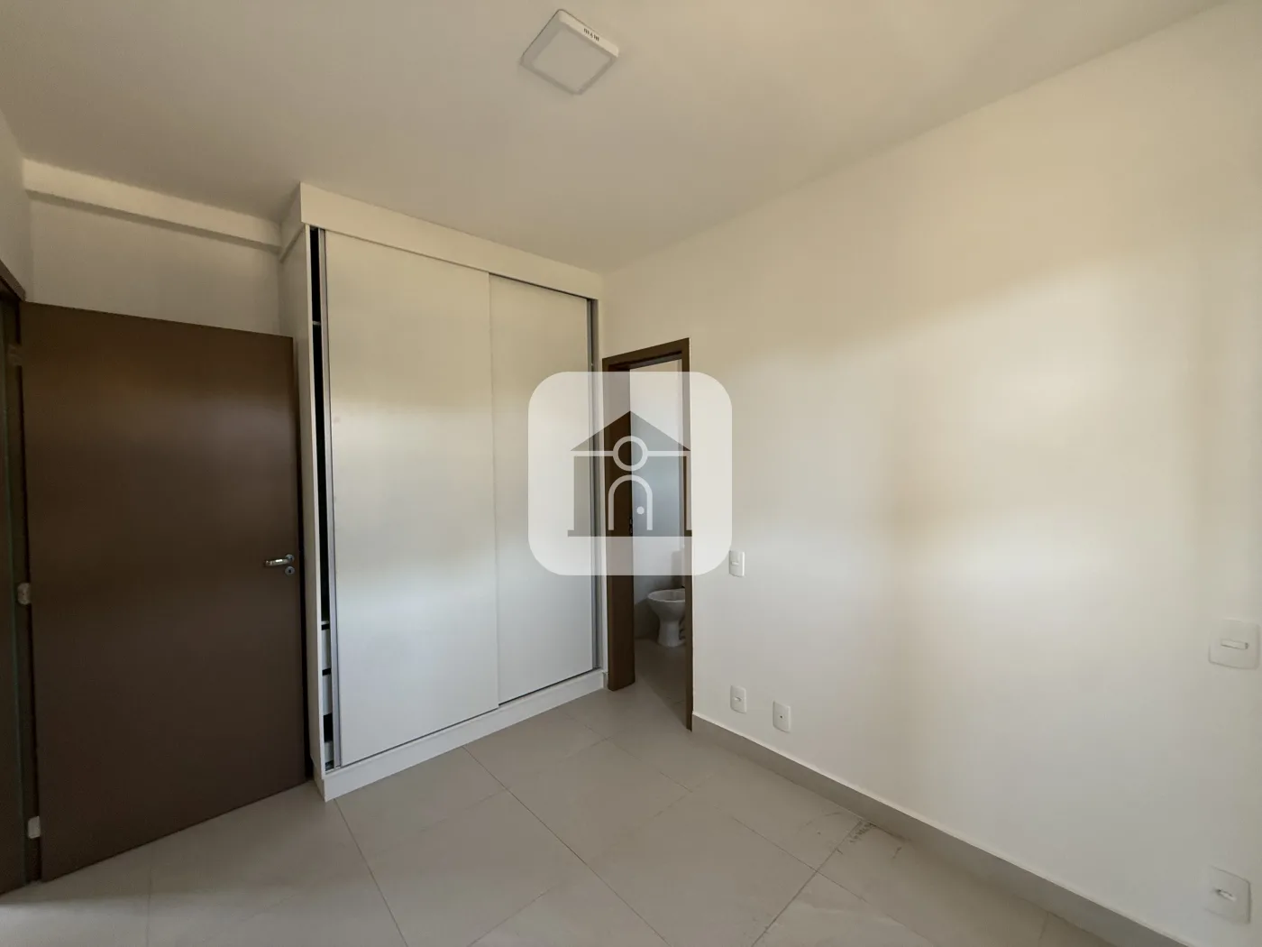 Alugar Apartamento / Padr&atilde;o em Uberl&acirc;ndia R$ 1.800,00 - Foto 7