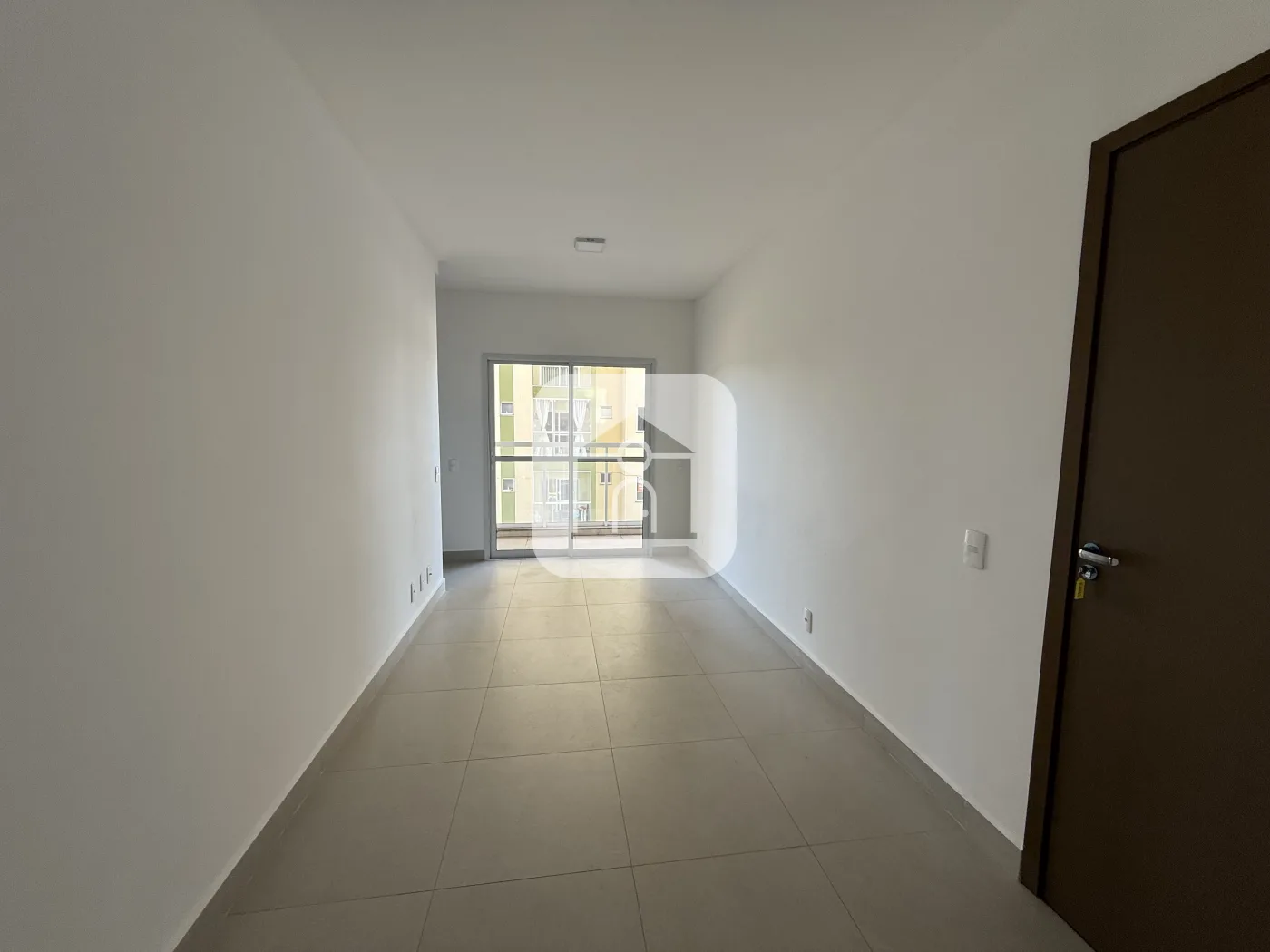 Alugar Apartamento / Padr&atilde;o em Uberl&acirc;ndia R$ 1.800,00 - Foto 2